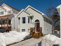 173 Abrams Way  Halifax, NS B3P 2R9