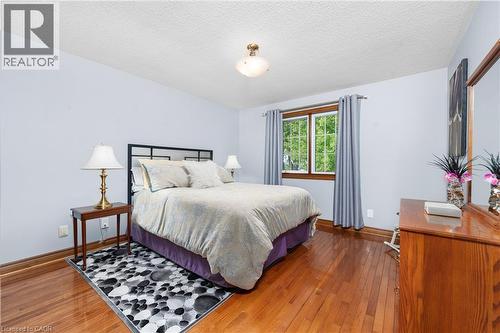 22 Wendakee Drive, Hamilton, ON - Indoor Photo Showing Bedroom