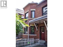 79 ISABELLA STREET  Toronto, ON M4Y 1N7