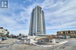 1605 - 1255 BAYLY STREET Pickering, ON L1W 0B6