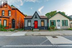 329 MAIN STREET W  Hamilton, ON L8P 1K1