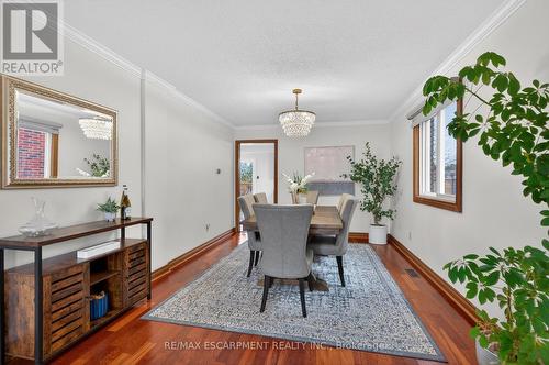 47 Sumner Crescent, Grimsby, ON - Indoor Photo Showing Dining Room