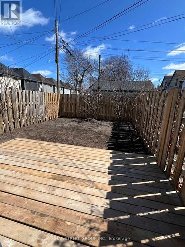 396 Emerald Street N, Hamilton, ON - Outdoor