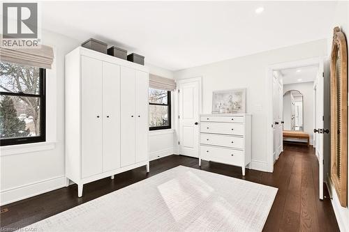 2129 Highview Drive, Burlington, ON - Indoor Photo Showing Bedroom