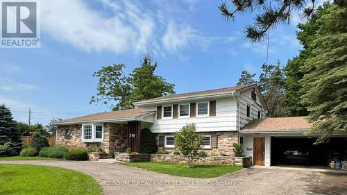 216 BROCKVILLE STREET  Smiths Falls, ON K7A 3Z4