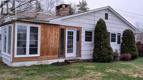 216 Brockville Street, Smiths Falls, ON - Outdoor
