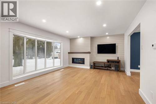 361 Coleridge Place, Waterloo, ON - Indoor Photo Showing Living Room With Fireplace