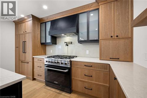 361 Coleridge Place, Waterloo, ON - Indoor Photo Showing Kitchen