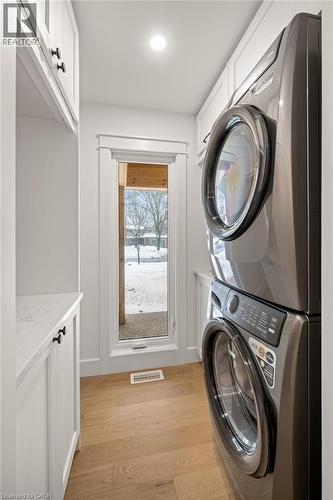 361 Coleridge Place, Waterloo, ON - Indoor Photo Showing Laundry Room
