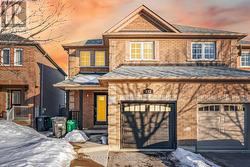 122 TWIN PINES CRESCENT  Brampton, ON L7A 1N1
