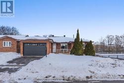 14 BROOKLAND DRIVE  Brampton, ON L6T 2M5