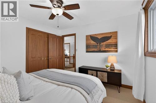 47 Sumner Crescent, Grimsby, ON - Indoor Photo Showing Bedroom