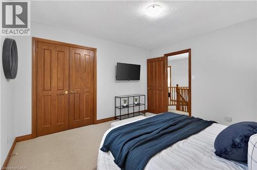 47 Sumner Crescent, Grimsby, ON - Indoor Photo Showing Bedroom