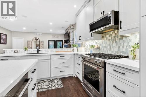 117 Monarch Street, Welland, ON - Indoor Photo Showing Kitchen With Upgraded Kitchen