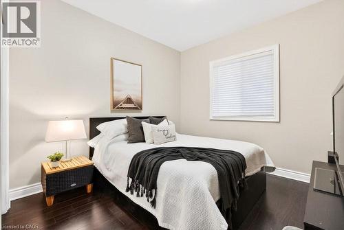117 Monarch Street, Welland, ON - Indoor Photo Showing Bedroom