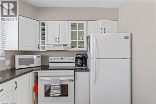 218 Arris Crescent, Mitchell, ON - Indoor Photo Showing Kitchen