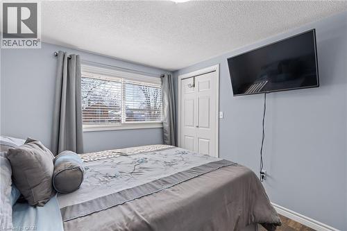 218 Arris Crescent, Mitchell, ON - Indoor Photo Showing Bedroom
