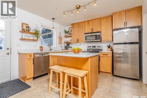 1217 Kilburn Avenue, Saskatoon, SK - Indoor Photo Showing Kitchen