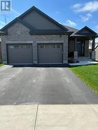 252 RENAISSANCE DRIVE St. Thomas, ON N5R 0P9