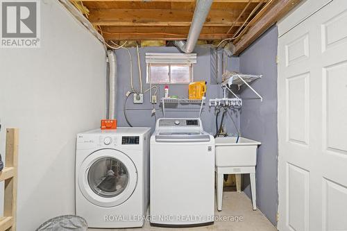 18 - 242 Lakeport Road, St. Catharines (Lakeport), ON - Indoor Photo Showing Laundry Room