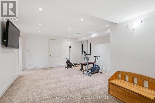 Exercise/toy room - 2231 Seventh Street, St. Catharines (Rural Fourth), ON - Indoor Photo Showing Gym Room