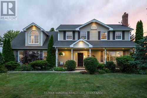 2231 Seventh Street, St. Catharines (Rural Fourth), ON - Outdoor With Deck Patio Veranda With Facade