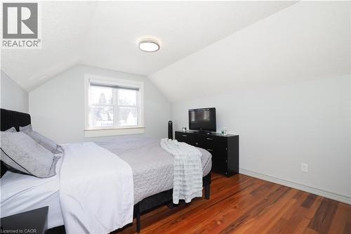 354 Blucher Boulevard, Kitchener, ON - Indoor Photo Showing Bedroom