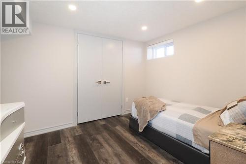 354 Blucher Boulevard, Kitchener, ON - Indoor Photo Showing Bedroom