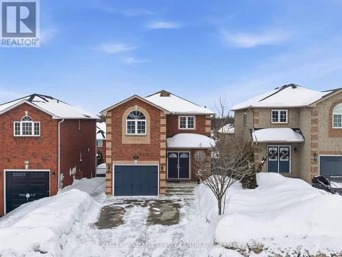 28 GLENHILL DRIVE  Barrie, ON L4N 5X6
