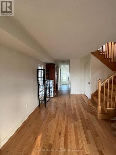 3836 Tufgar Crescent, Burlington, ON - Indoor Photo Showing Other Room