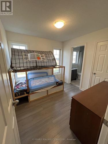 3836 Tufgar Crescent, Burlington, ON - Indoor Photo Showing Bedroom