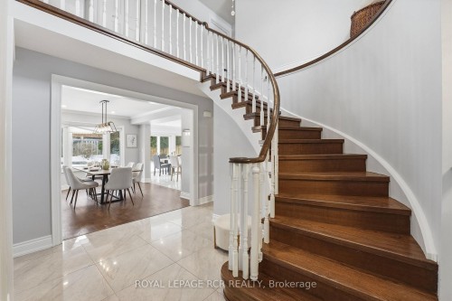 2 Meyer Circle, Markham, ON - Indoor Photo Showing Other Room