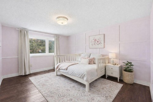 2 Meyer Circle, Markham, ON - Indoor Photo Showing Bedroom