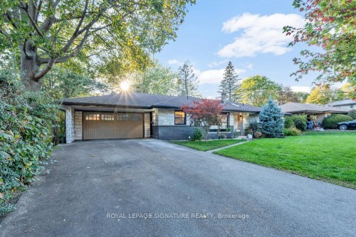 23 Burnview Crescent, Toronto, ON - Outdoor With Facade