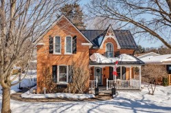 11 King Street  East Gwillimbury, ON L0G 1M0