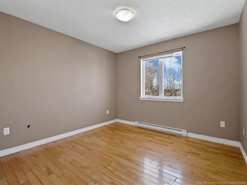 60 Christopher, Moncton, NB 