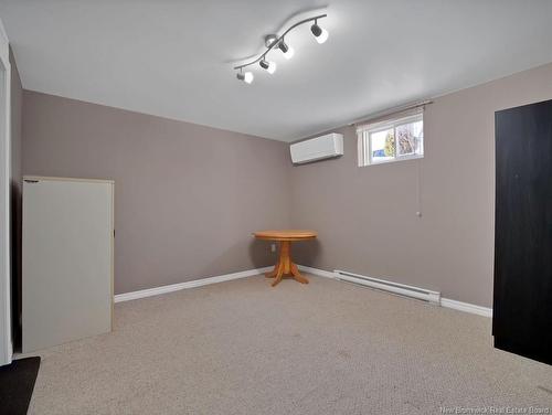 60 Christopher, Moncton, NB 