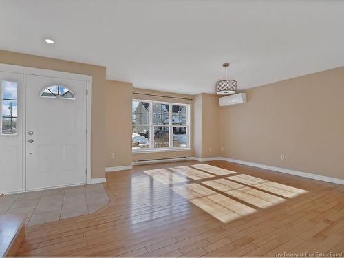 60 Christopher, Moncton, NB 