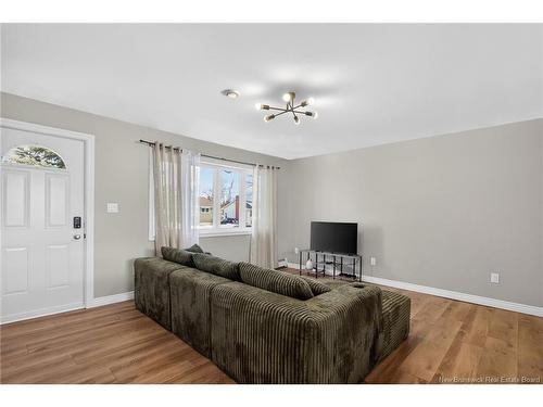 142 Crandall, Moncton, NB 