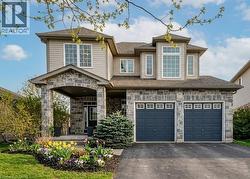 14 LA SALLE Street  Breslau, ON N0B 1M0
