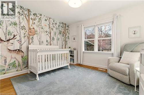 411 Pepper Drive, Burlington, ON - Indoor Photo Showing Bedroom