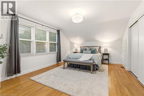 411 Pepper Drive, Burlington, ON - Indoor Photo Showing Bedroom