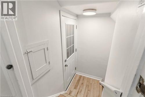 411 Pepper Drive, Burlington, ON - Indoor Photo Showing Other Room