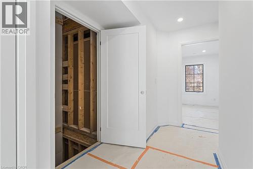 19 James Street, Georgetown, ON - Indoor Photo Showing Other Room