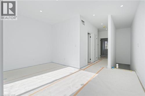 19 James Street, Georgetown, ON - Indoor Photo Showing Other Room