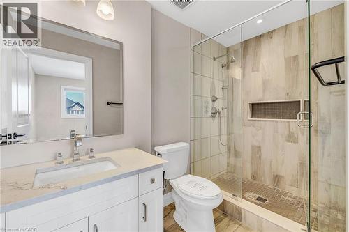 47 Pondcliffe Drive, Kitchener, ON - Indoor Photo Showing Bathroom