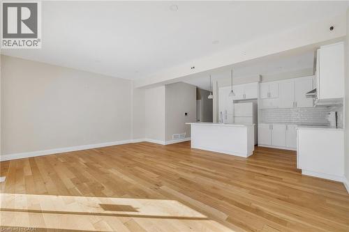 47 Pondcliffe Drive, Kitchener, ON - Indoor Photo Showing Kitchen