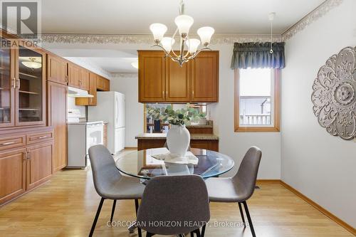15 Confederation Drive, Kitchener, ON - Indoor Photo Showing Dining Room