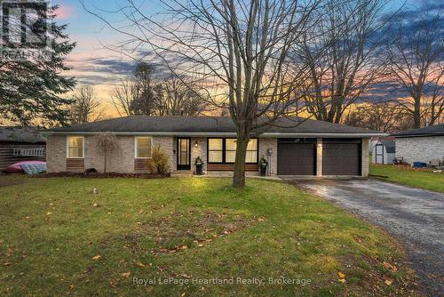 156 JOHN STREET N  Minto, ON N0G 1Z0
