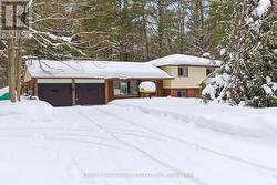 40 MELODY BAY ROAD  Trent Lakes, ON K0L 1J0